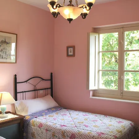 בית נופש Casa De Aldea Monga 9 En Nava, Asturias *