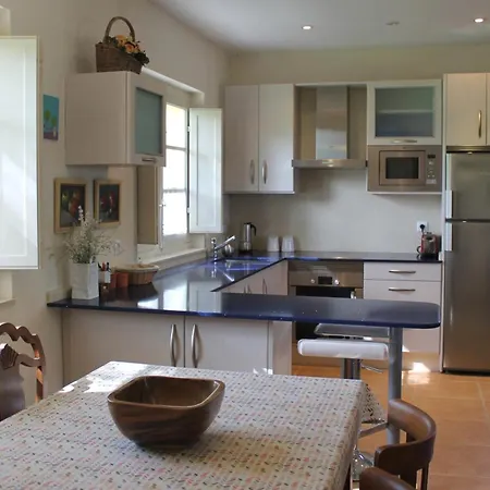 Casa De Aldea En El Concejo De Nava, En El Centro De Asturias * Nava